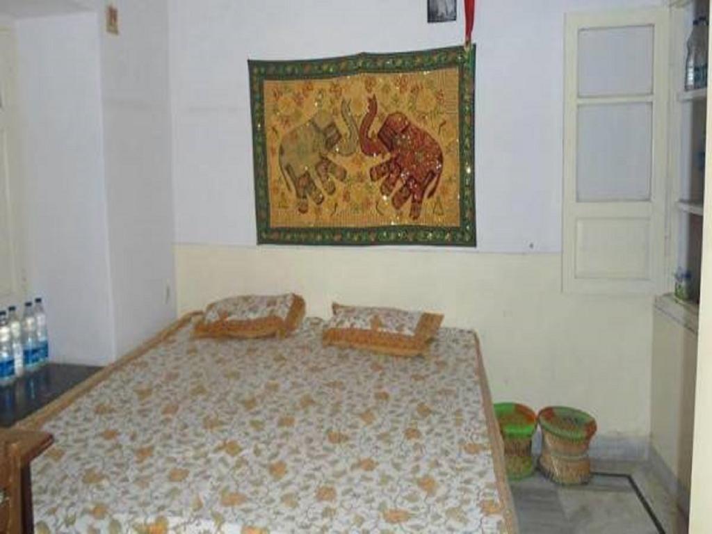 Kunwar Haveli Guest house *