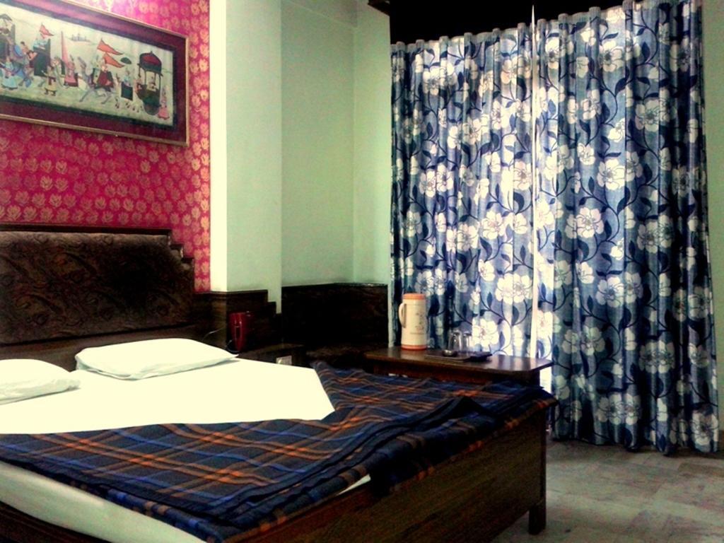 Kaveri Hotel 2*