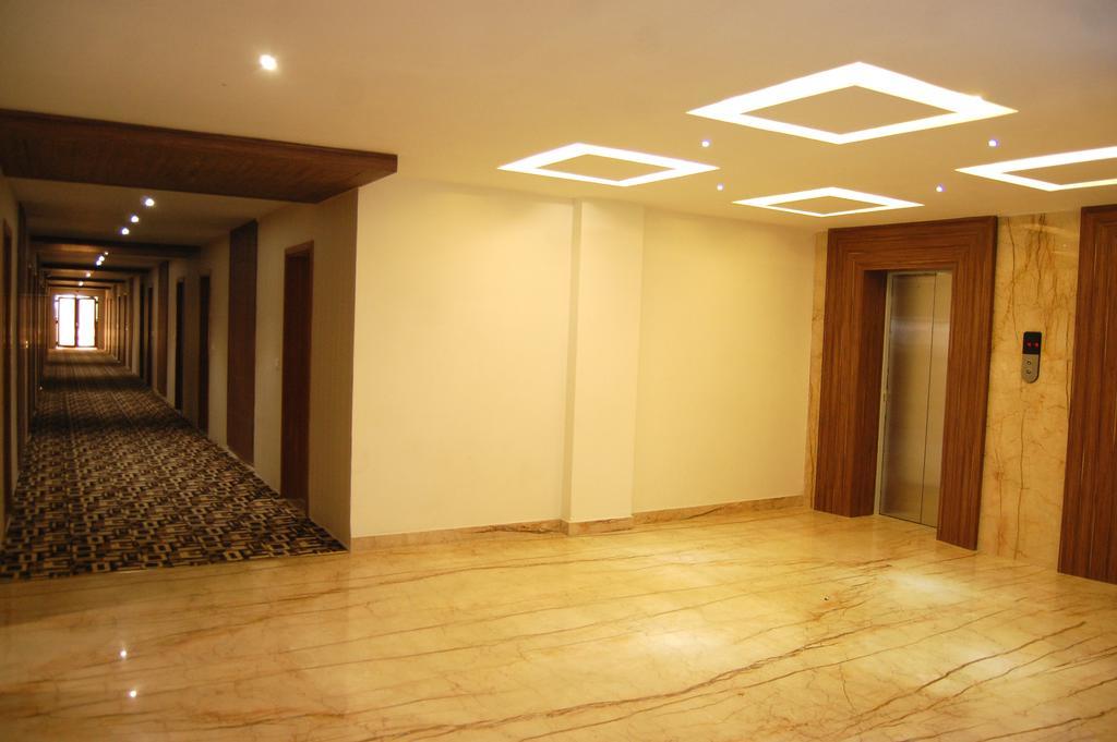 Le Roi Hotel