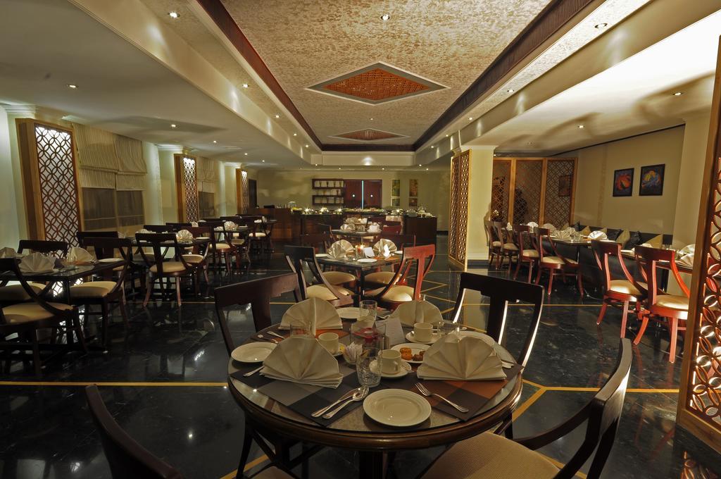 Hotel Golden Tulip 3*