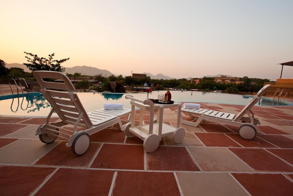 Resort Araliayas &