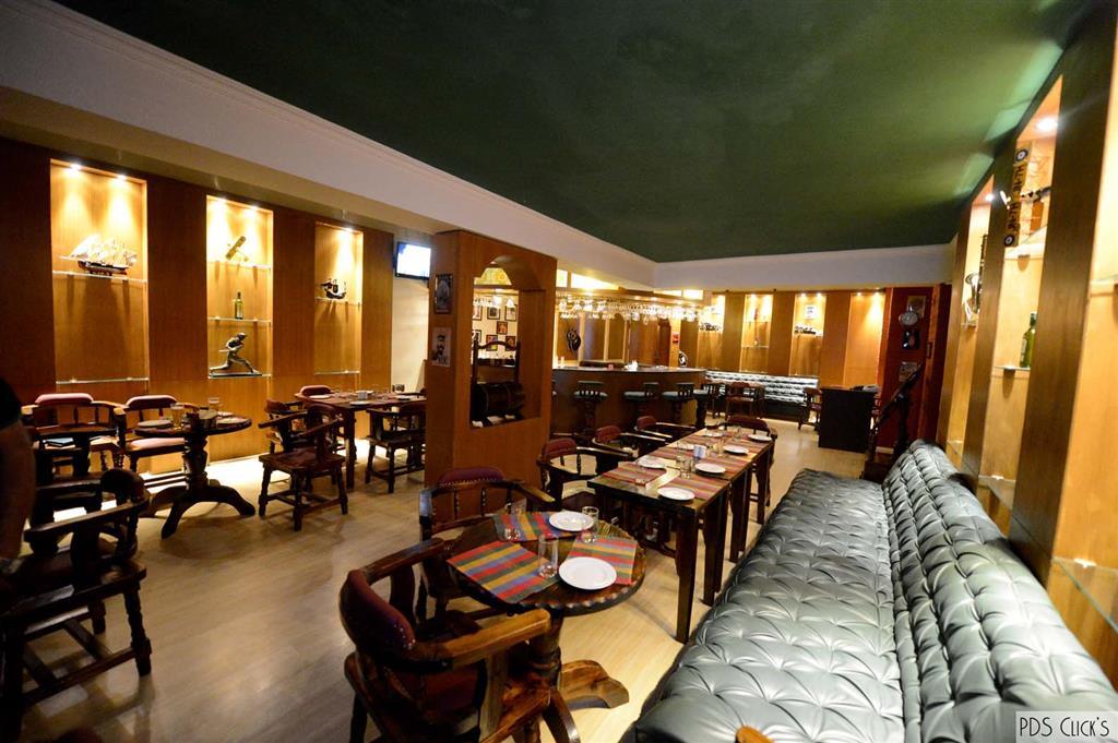 Hotel Golden Tulip Udaipur