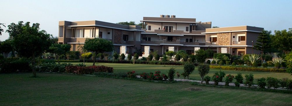 Araliayas & Resort 4*