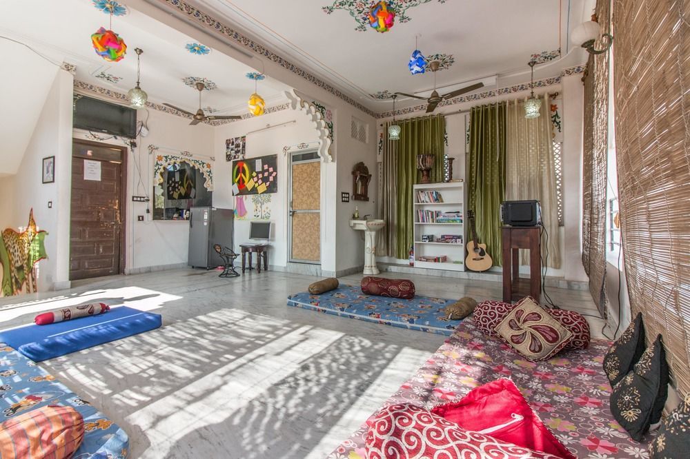 Hotel Backpacker Panda Pichola