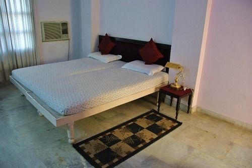 Guest house Mewar