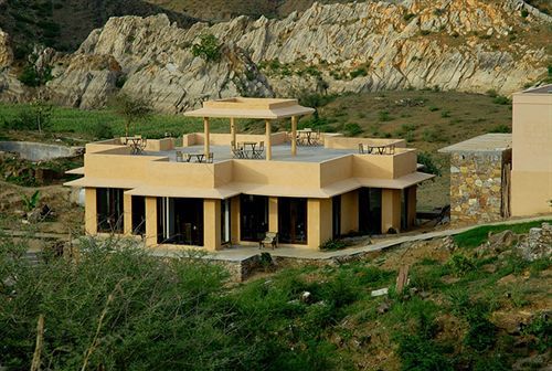 Hotel Aravali Silence Lakend & Adventures Udaipur