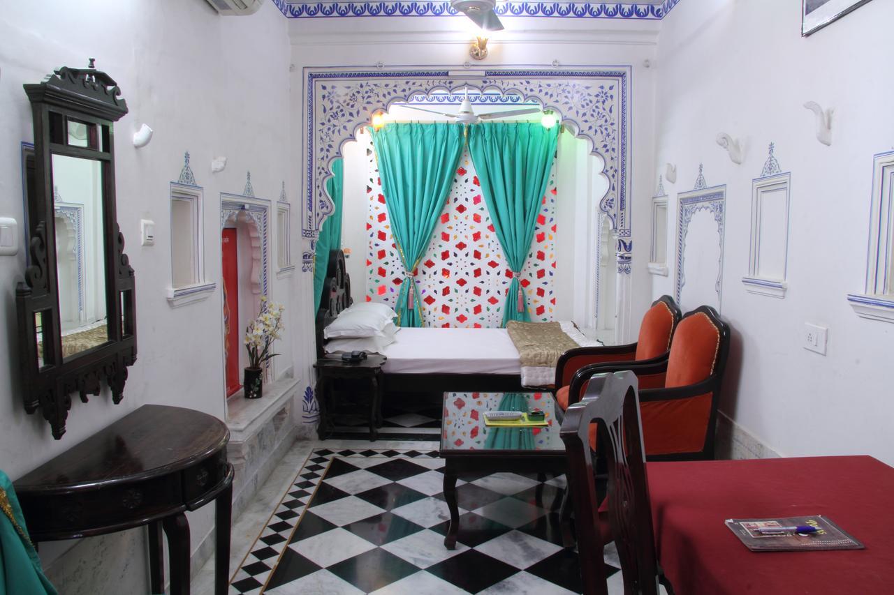 Shree Jagdish Mahal Heritage Hotel Udaipur