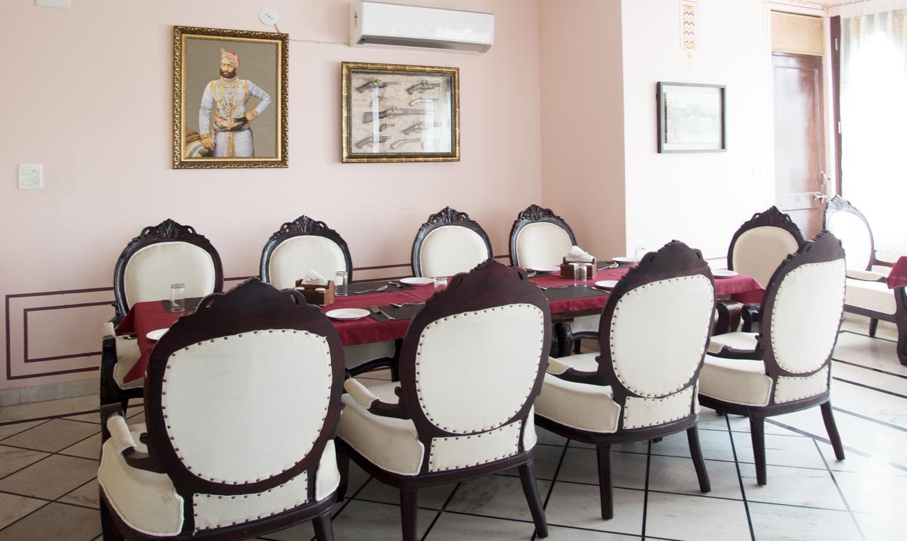 Hotel Treebo Trend Jhalamaan Pichola