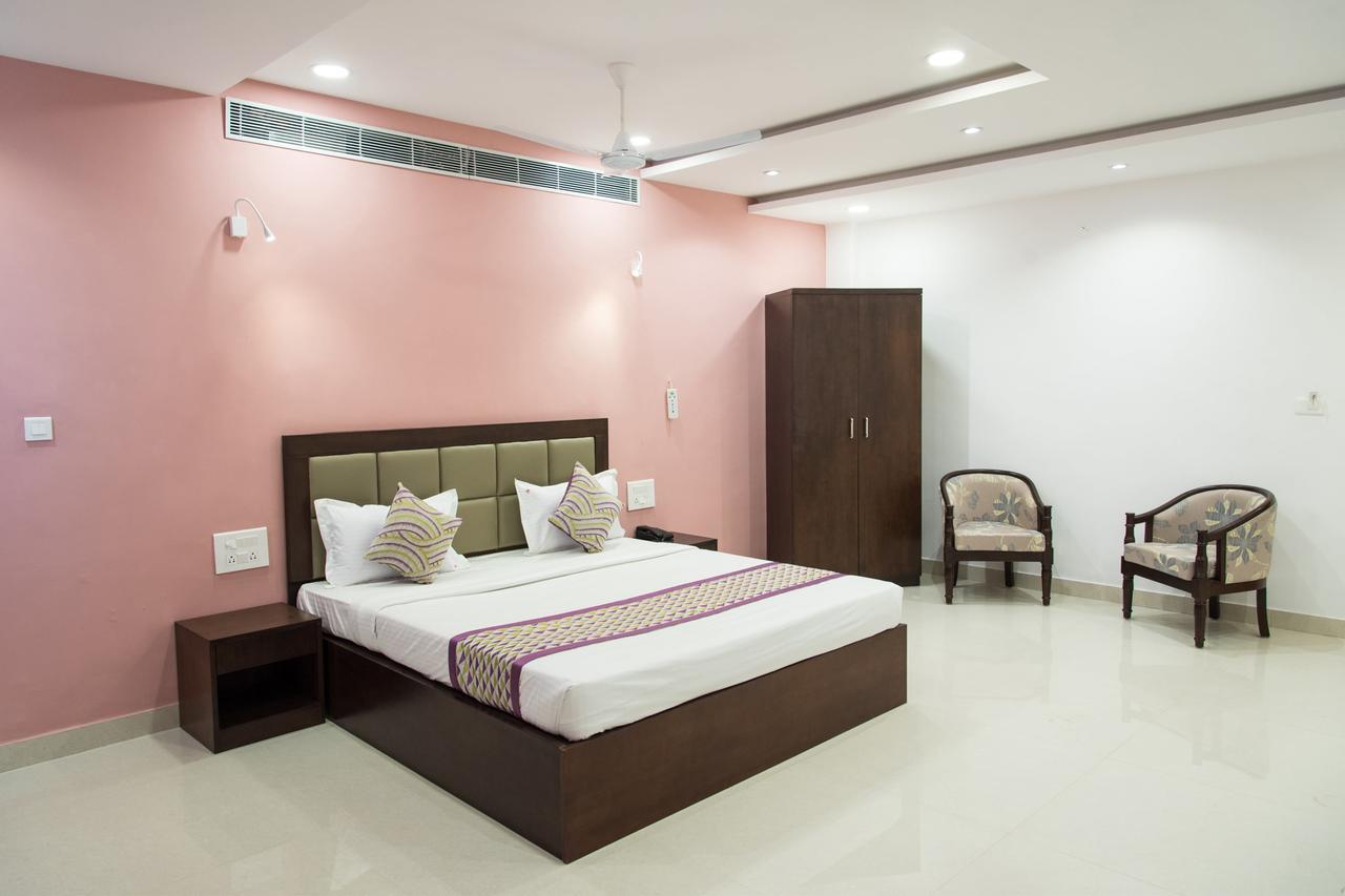 Oyo 10147 Icon Hotel Udaipur
