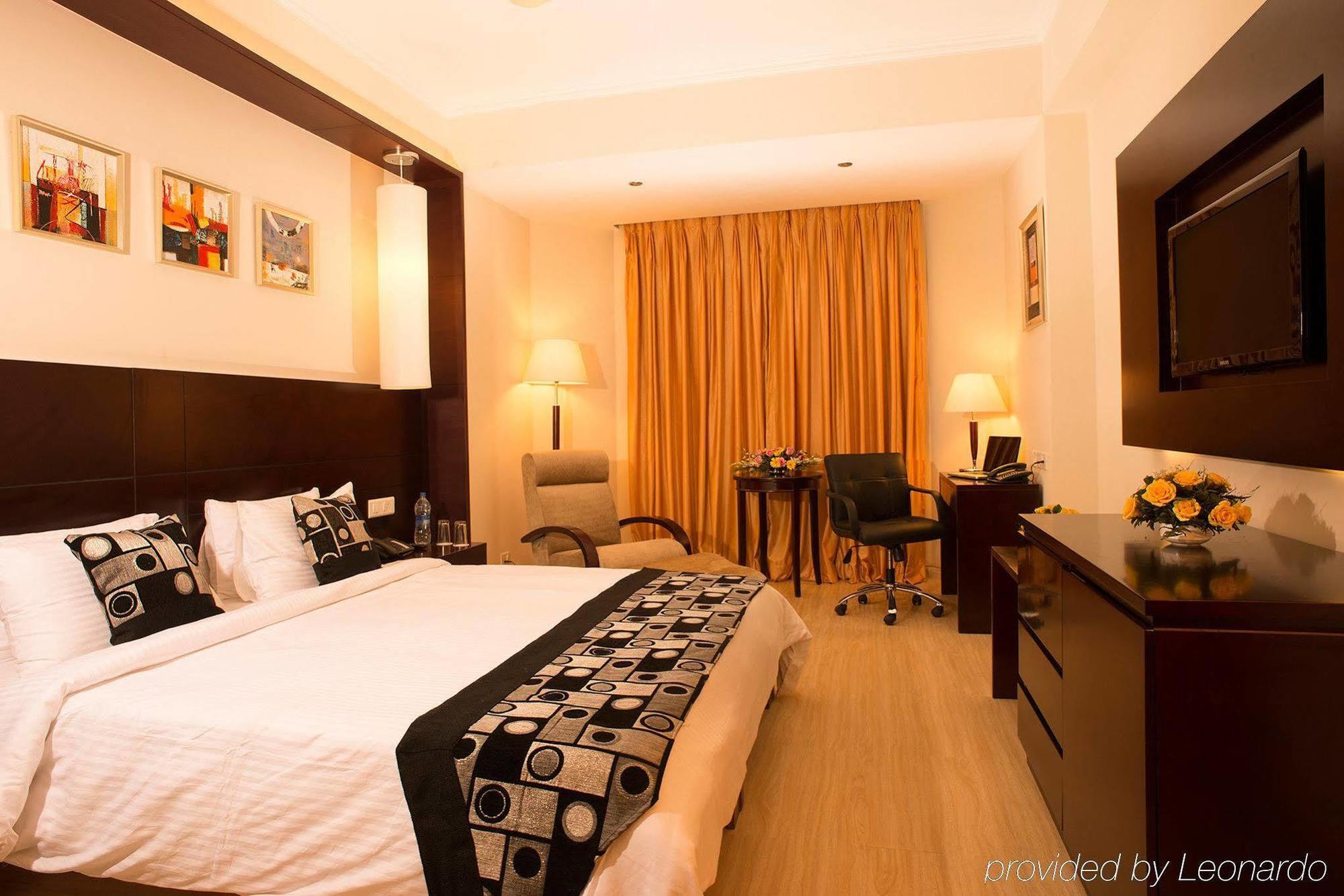 Hotel Golden Tulip