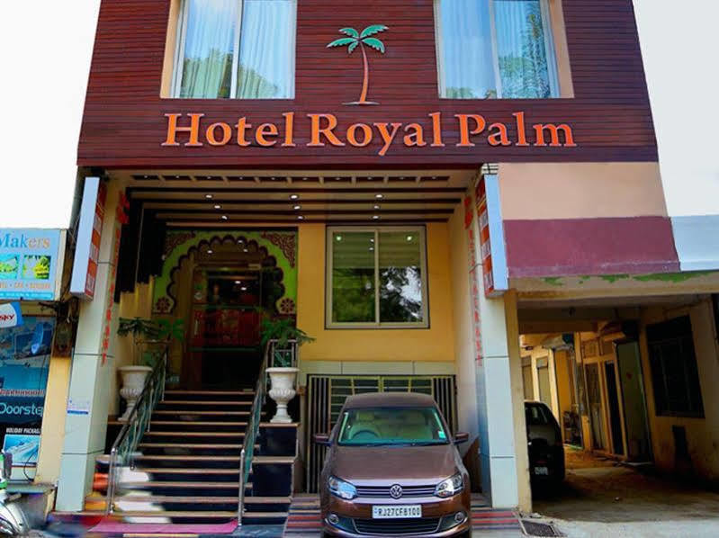 Hotel Royal Palm - A Budget In 3*