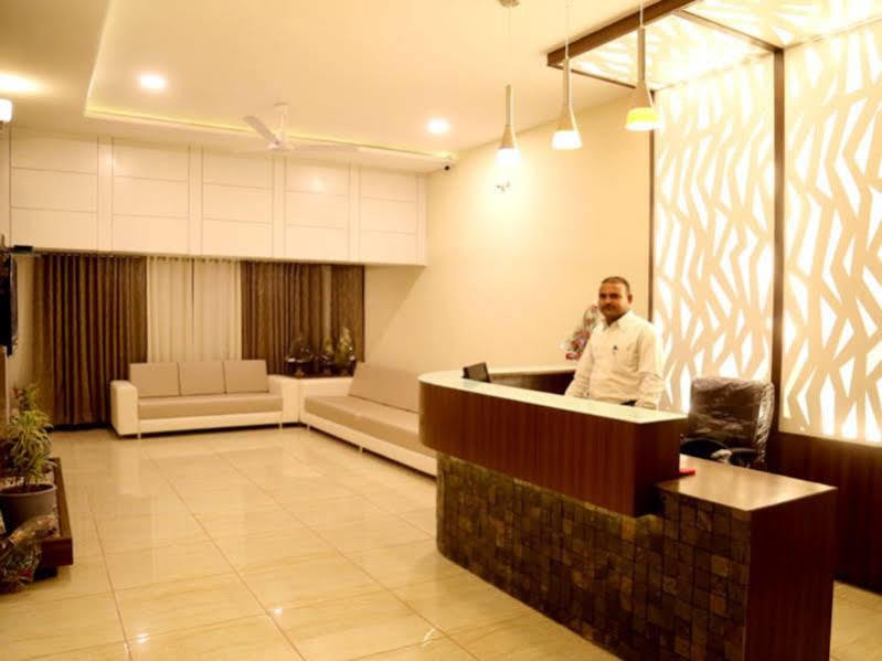 Hotel Collection O Royal Icon 3*