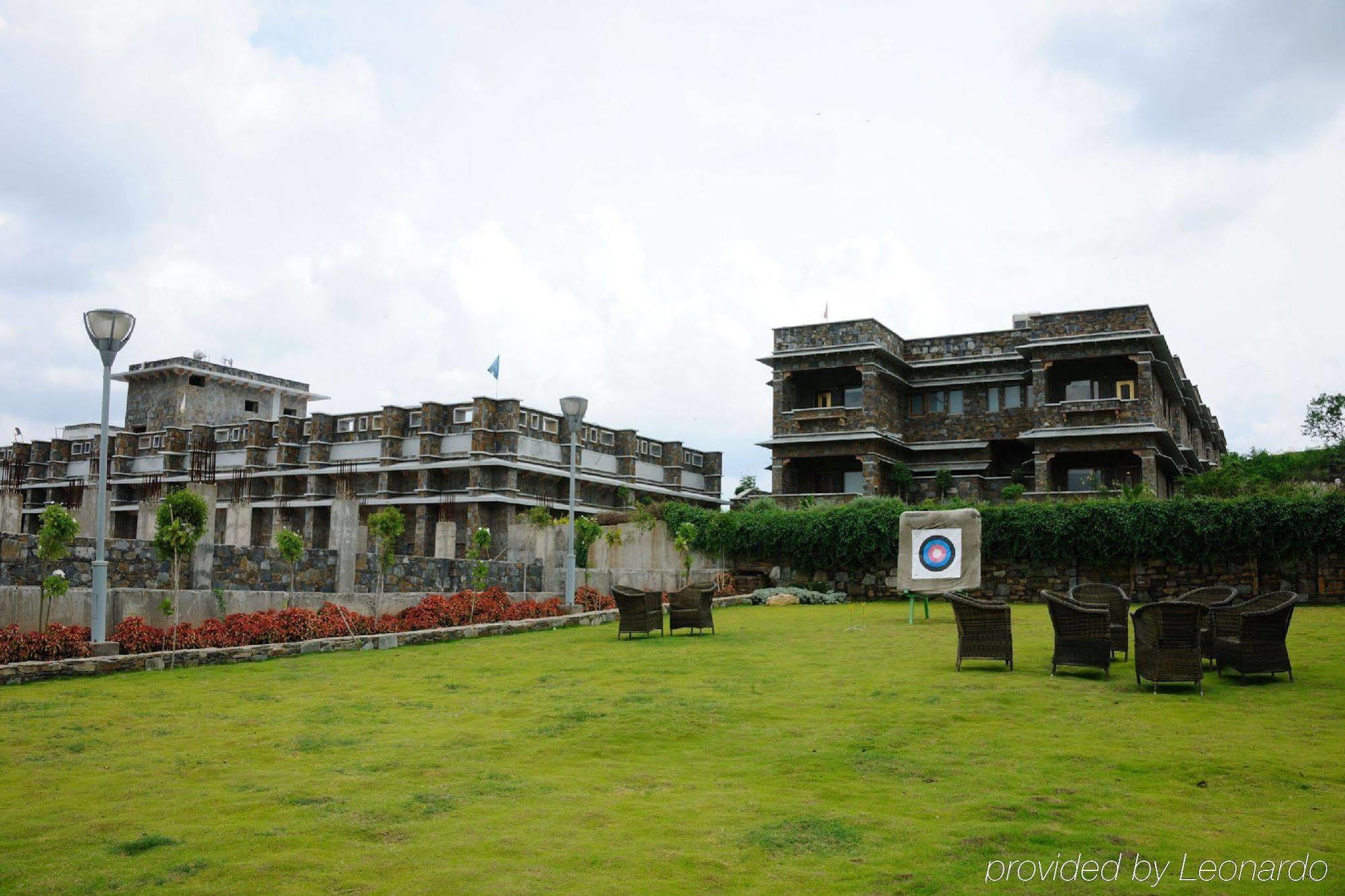 Ramada By Wyndham And 5* Udaipur