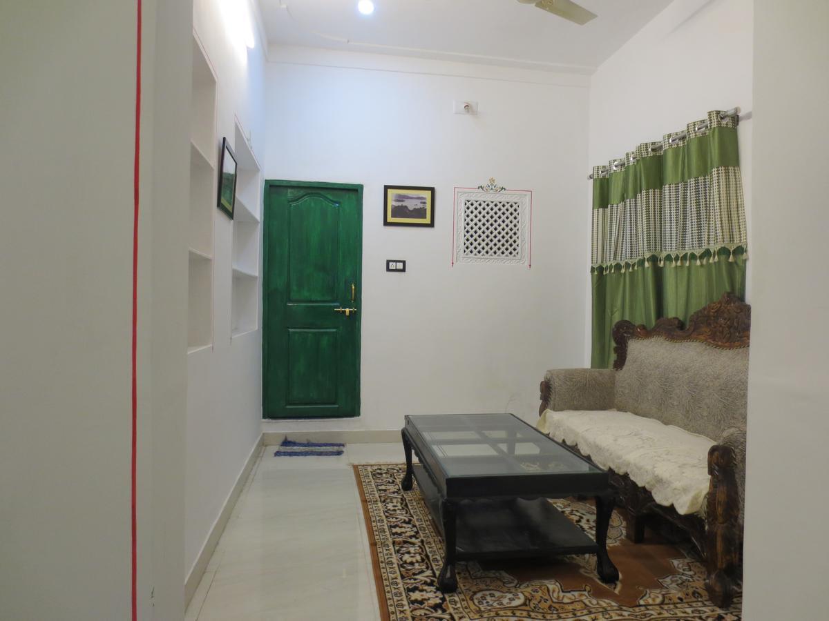 Homestay Bansi Niwas *