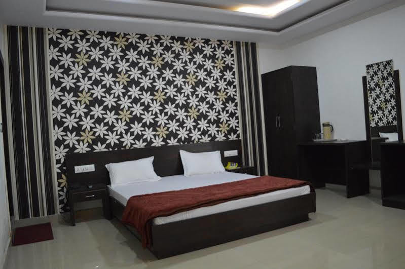 Hotel Pearl Palace Udaipur
