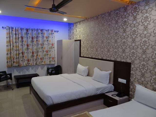 Kailash Hotel