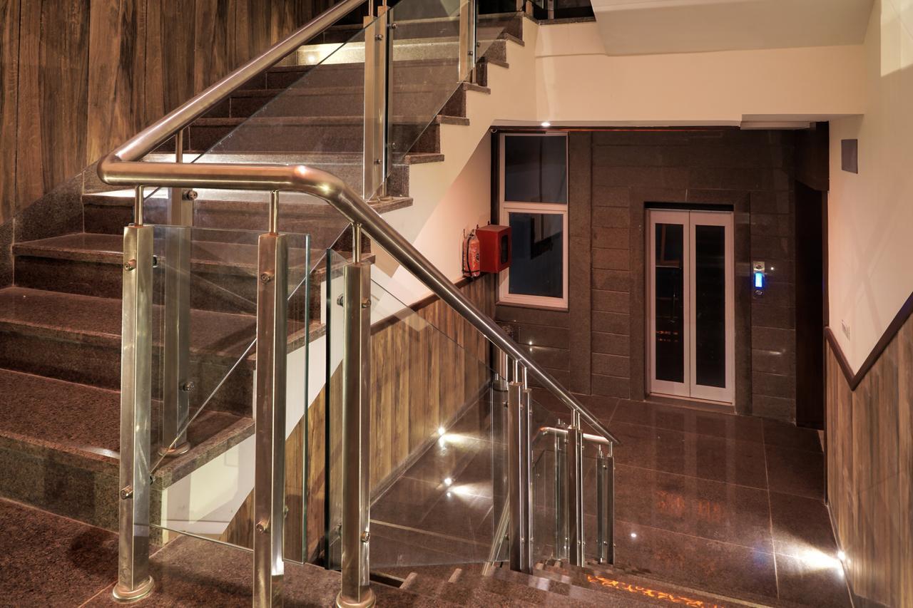 Hotel Admire By Tgi 3*