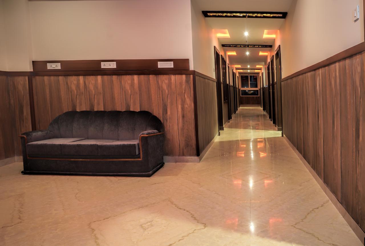 Hotel Admire By Tgi 3*