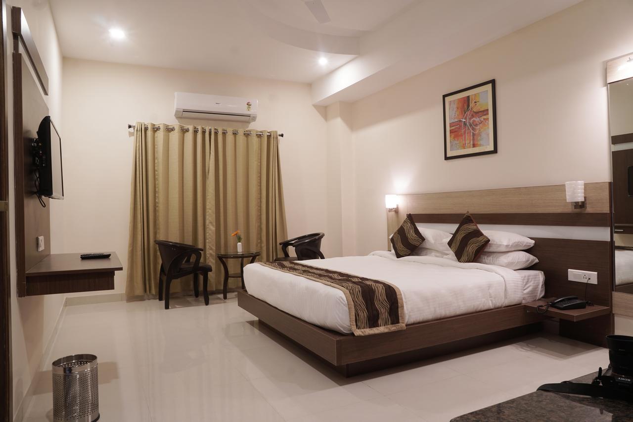 Hotel Admire By Tgi 3*