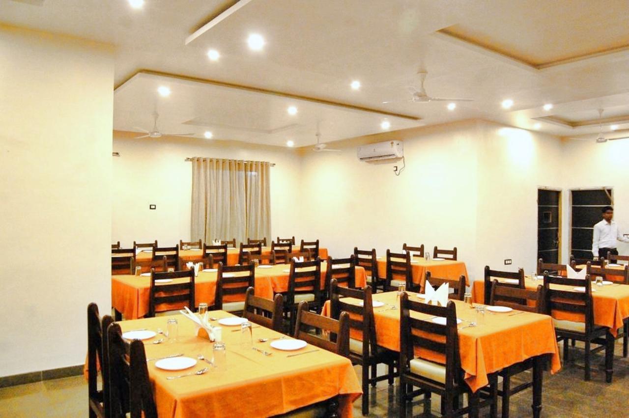 Rnb Shivani 3* Udaipur
