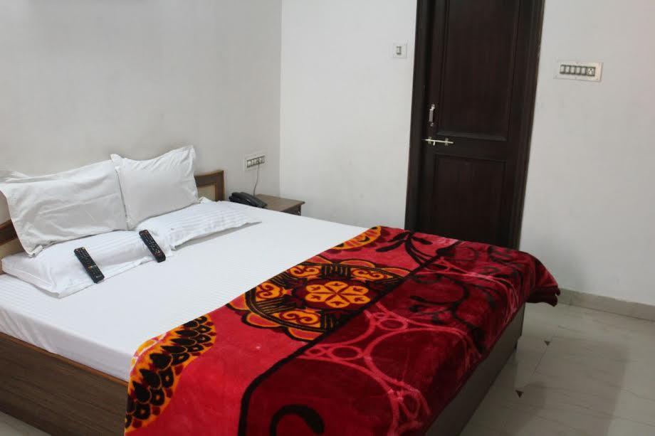 Hotel Rajpal Palace