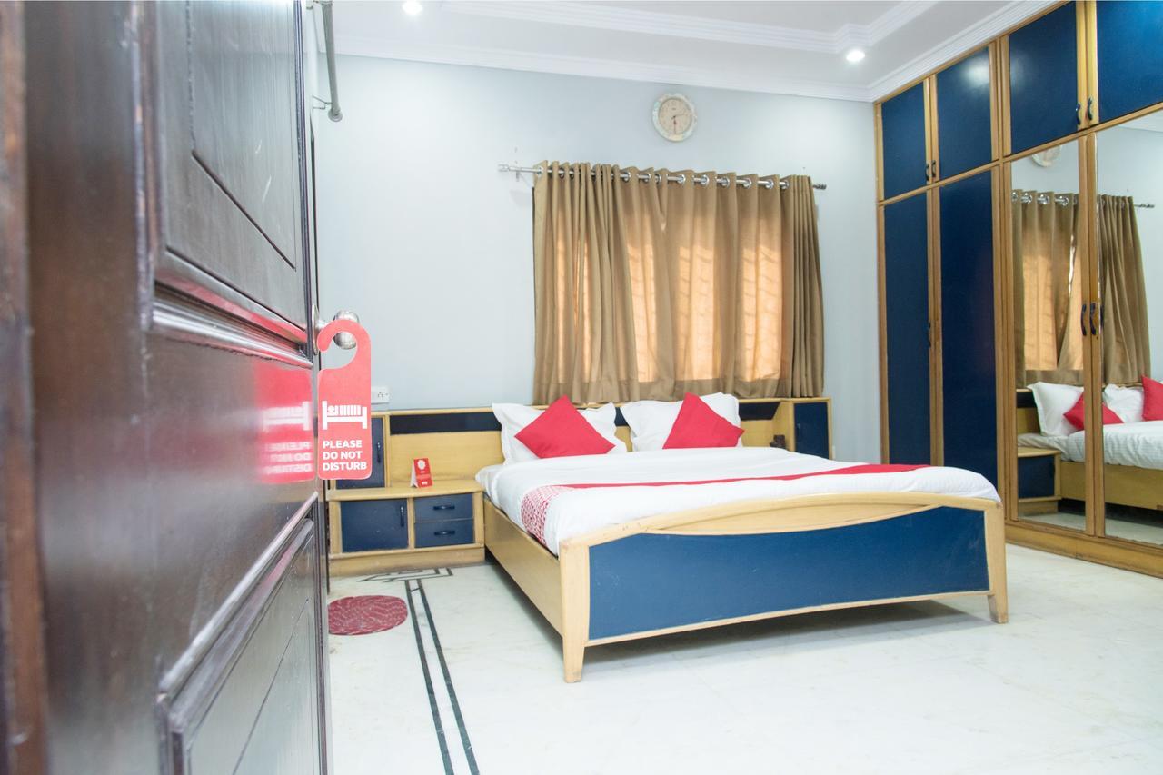 Exotic Penthouse Hiran Magri *