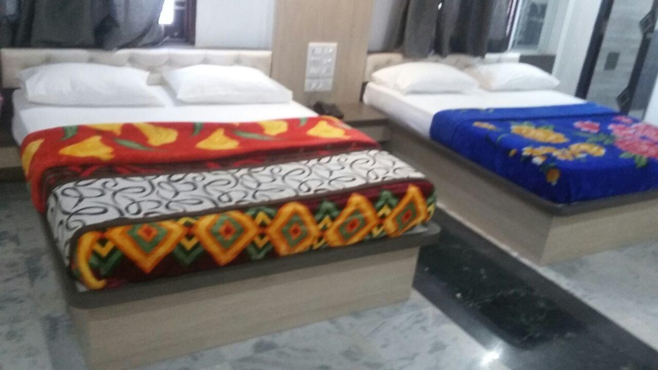 Hotel Divya Palace And Restaurant 2*