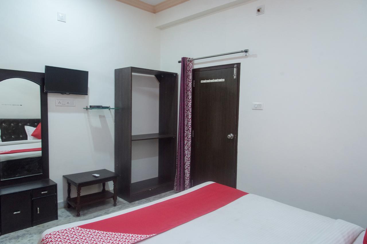 Oyo 11743 Shree Krishna 3* Udaipur