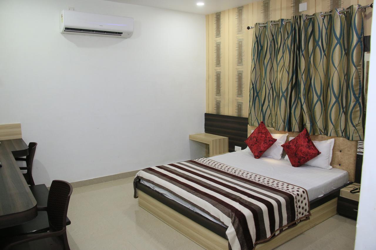 Mahalaxmi Hotel