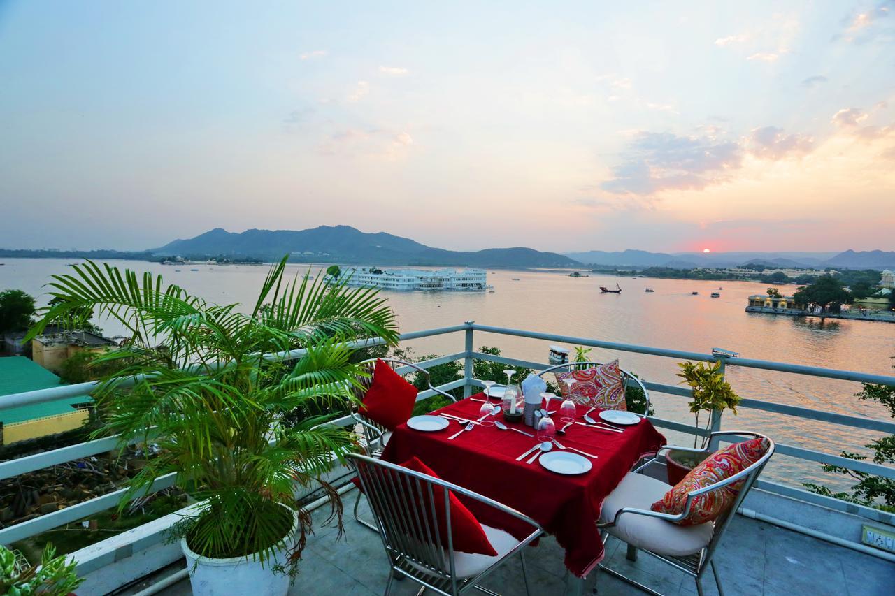 The Shaharkot By The Lake Hotel 3*