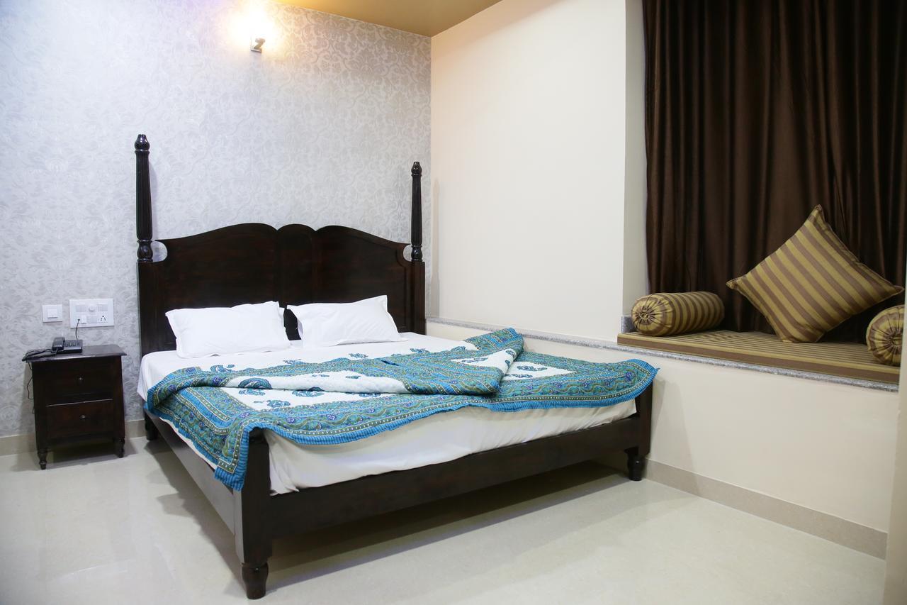 Harsh Palace Hotel