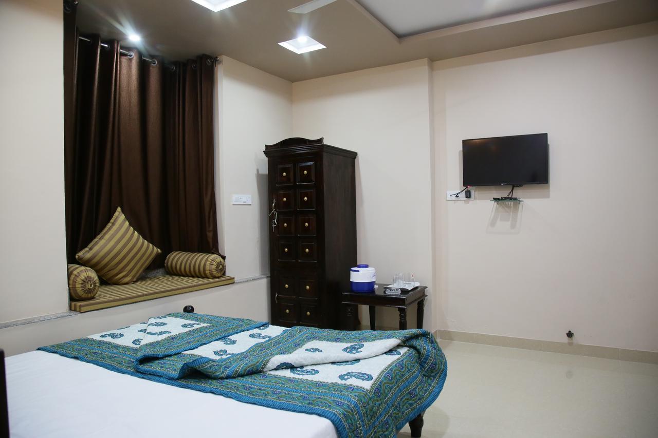 Harsh Palace Hotel