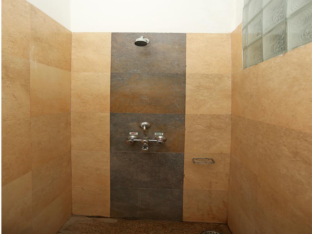 Oyo 6232 Vishala Hotel