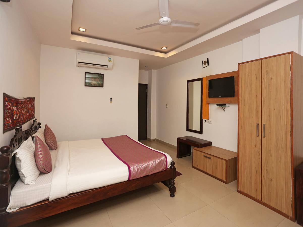 Hotel Oyo 6232 Vishala
