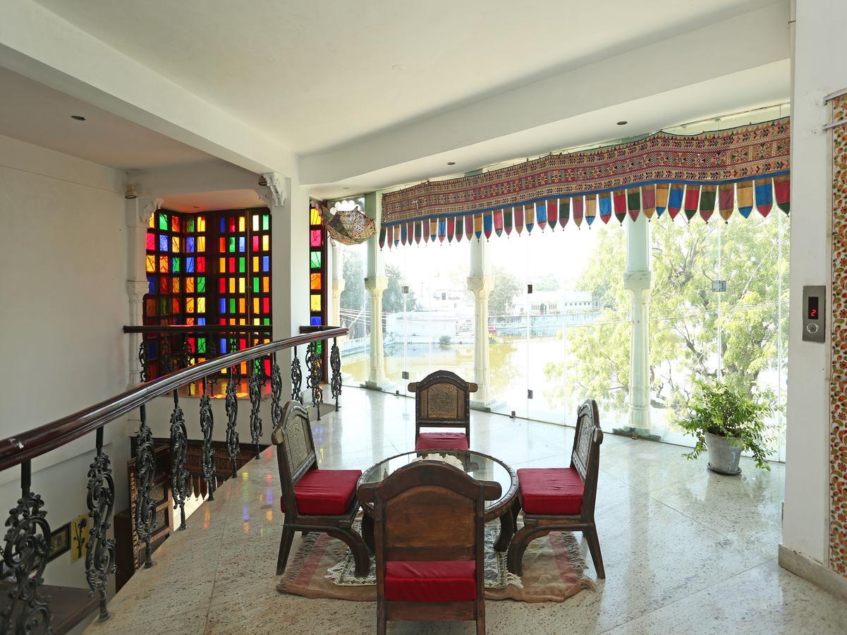 Oyo 6232 Vishala Hotel