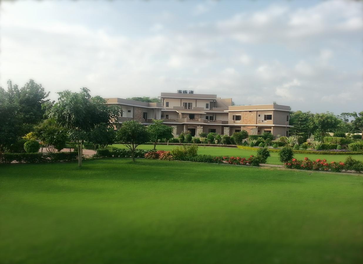 Araliayas & 4* Udaipur