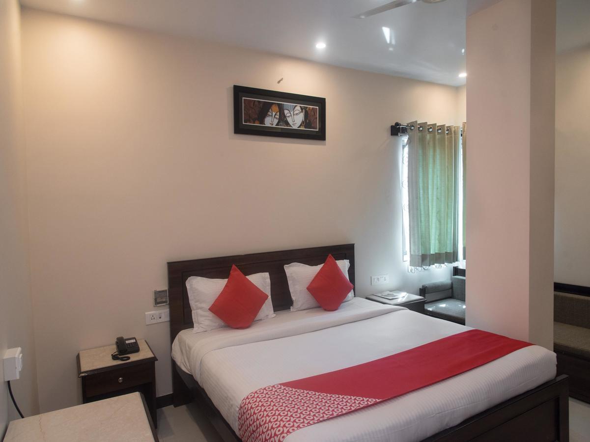 Hotel Oyo 3083 Le Grand 3*