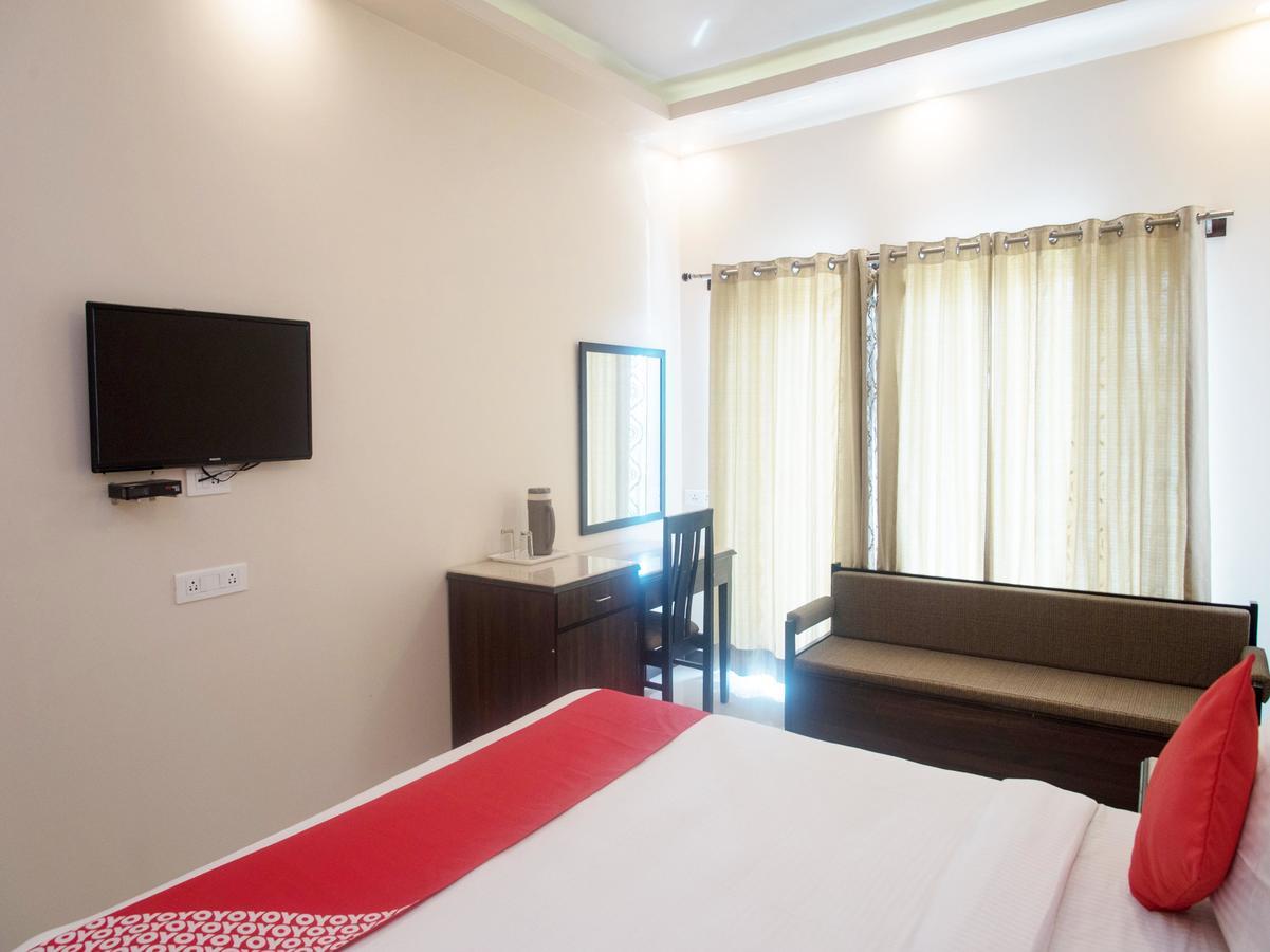 Oyo 3083 Le Grand Udaipur