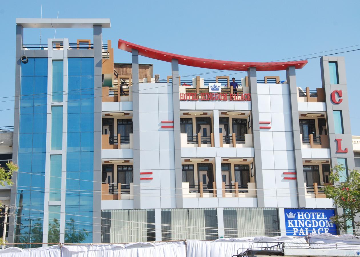 Kingdom Hotel 2*