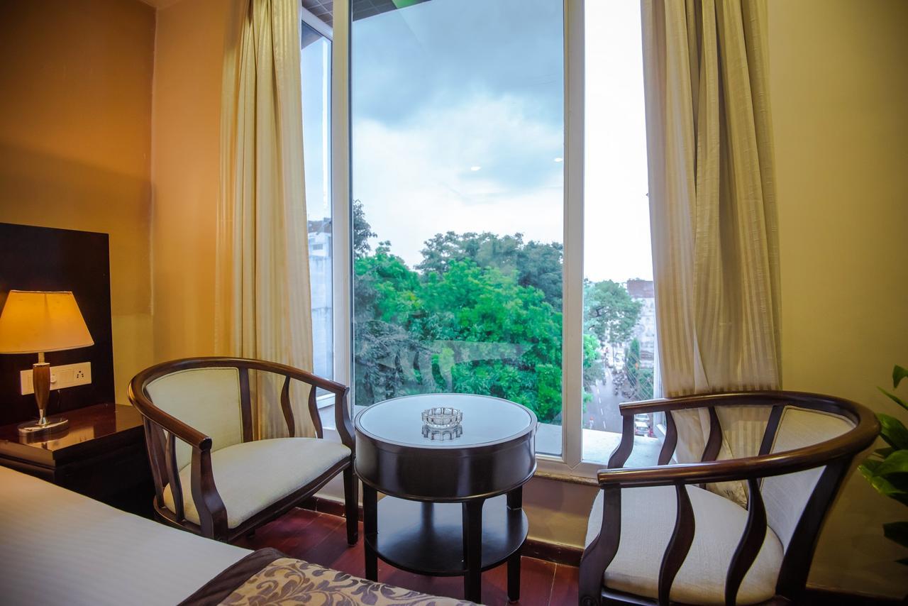 Hotel Gold Leaf