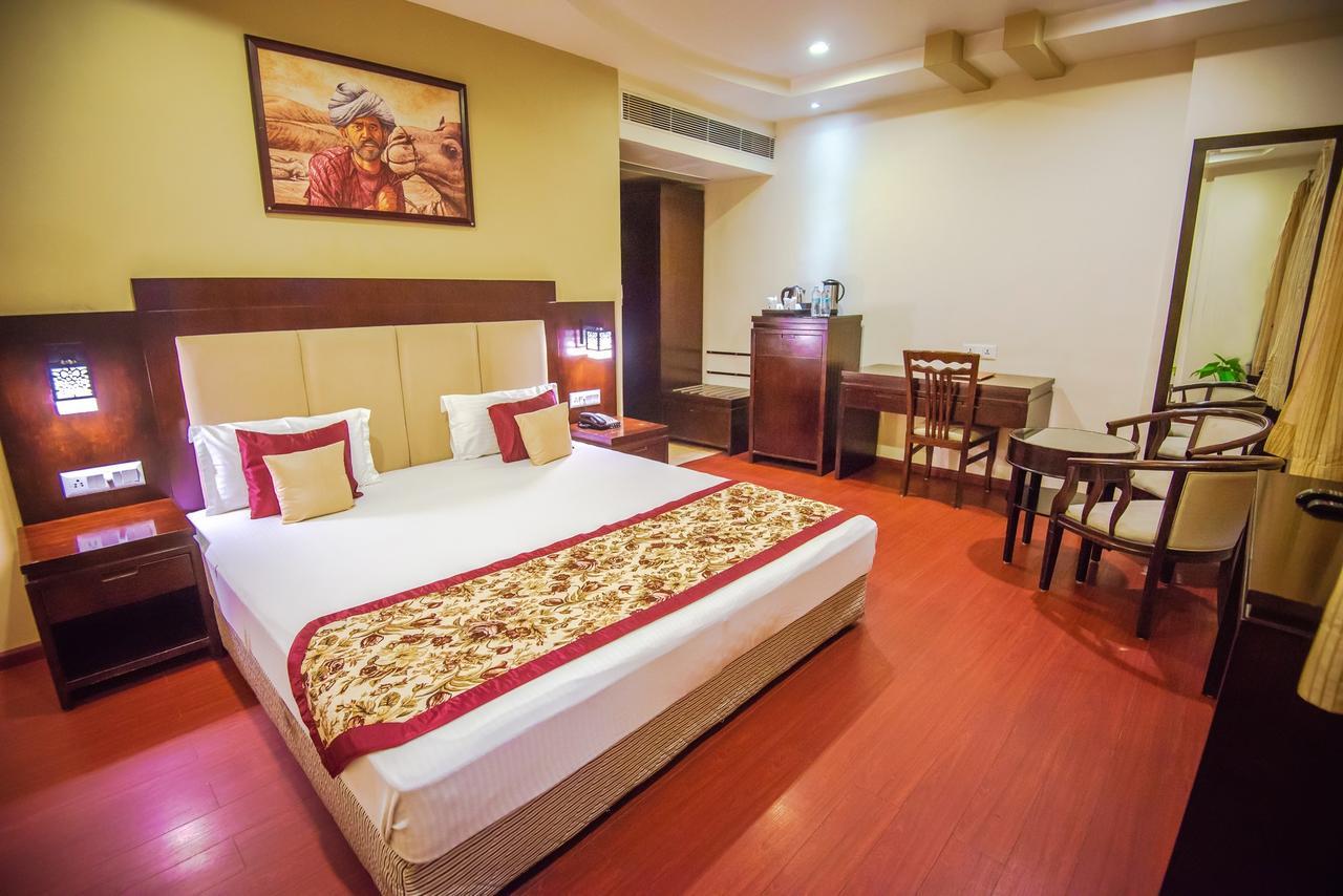 Hotel Gold Leaf Udaipur