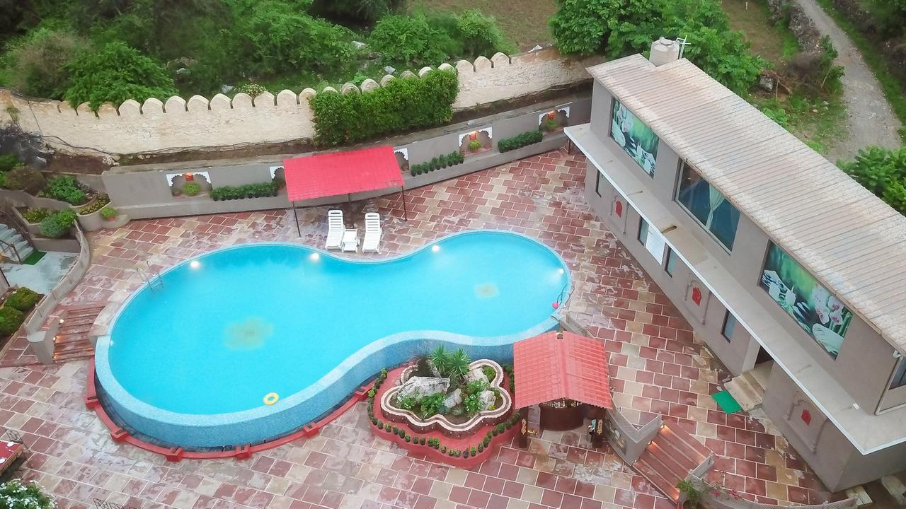 Araliayas & Resort