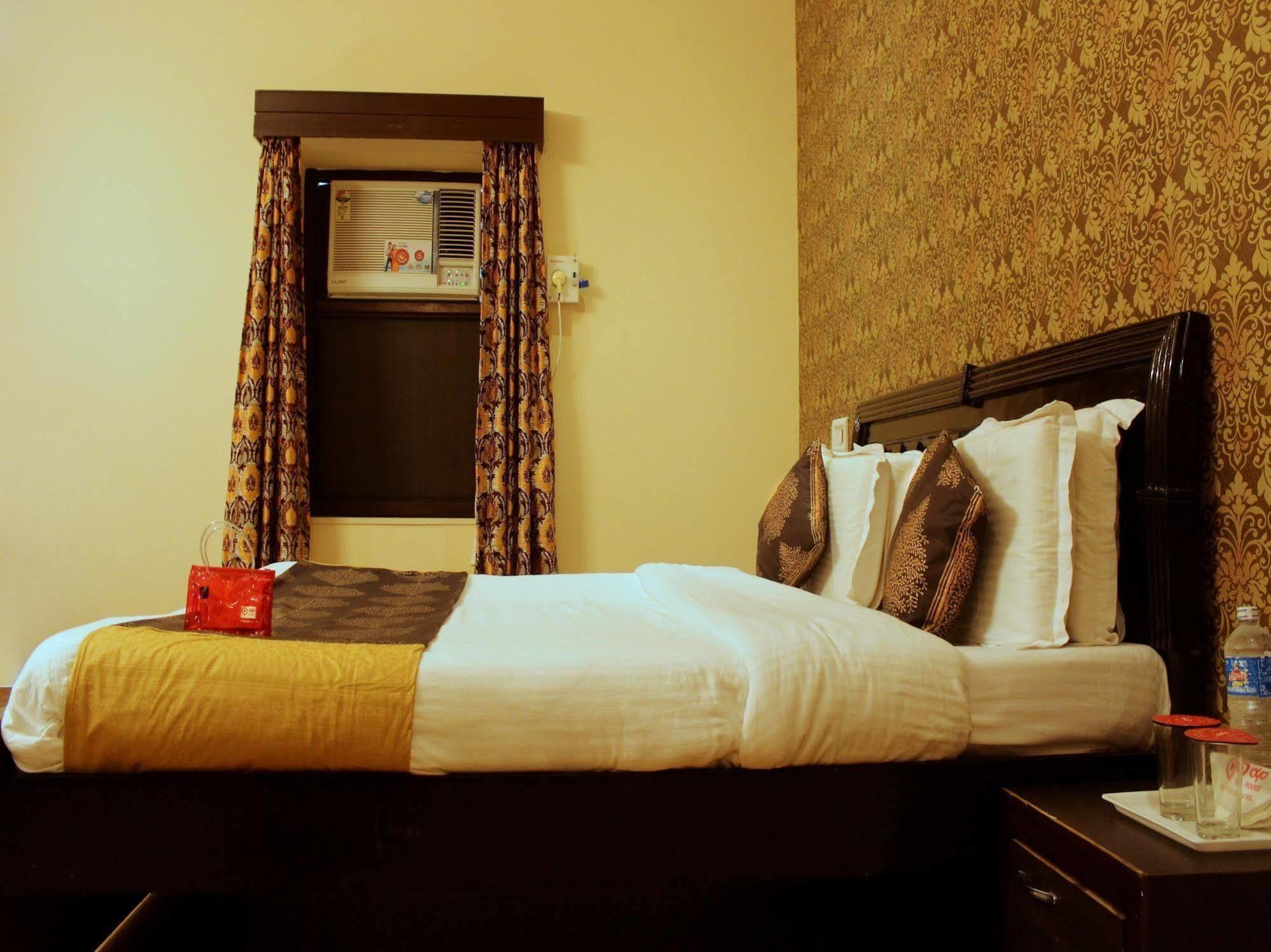 Collection O Royal Icon Hotel 3*