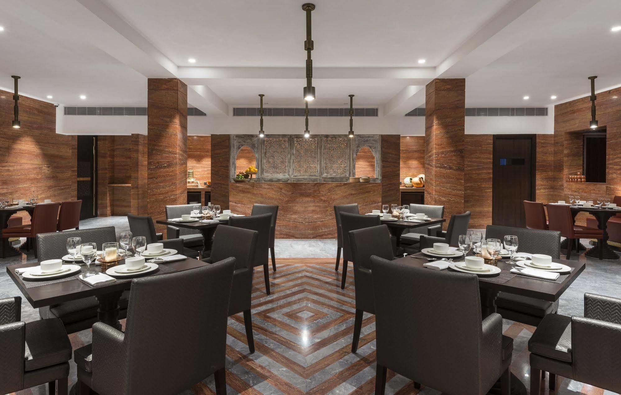 Lakend Hotel