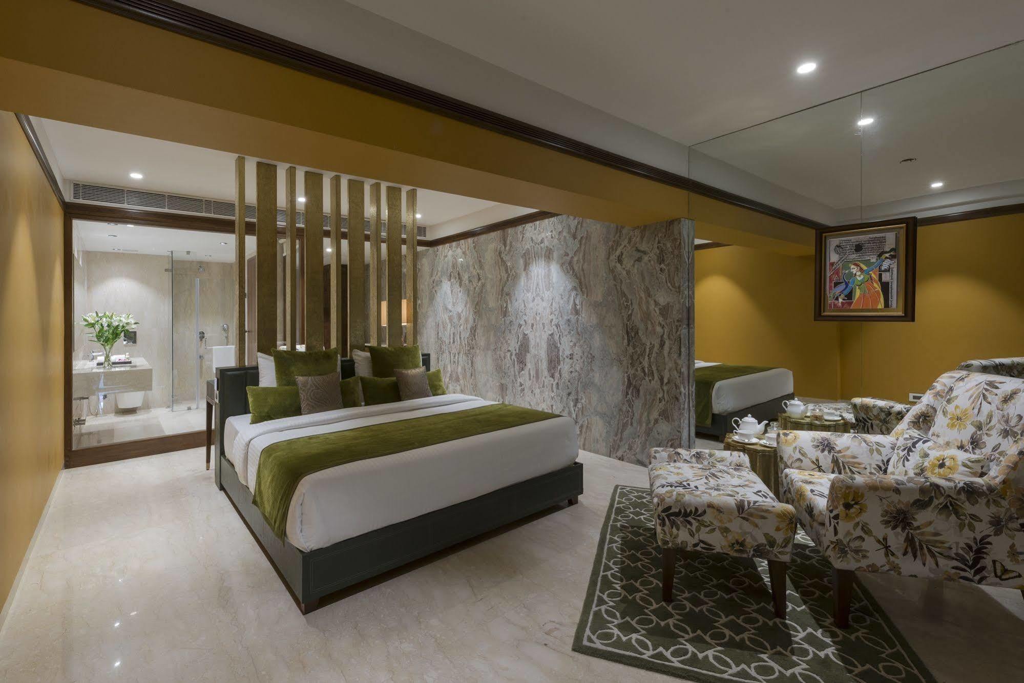 Lakend Hotel