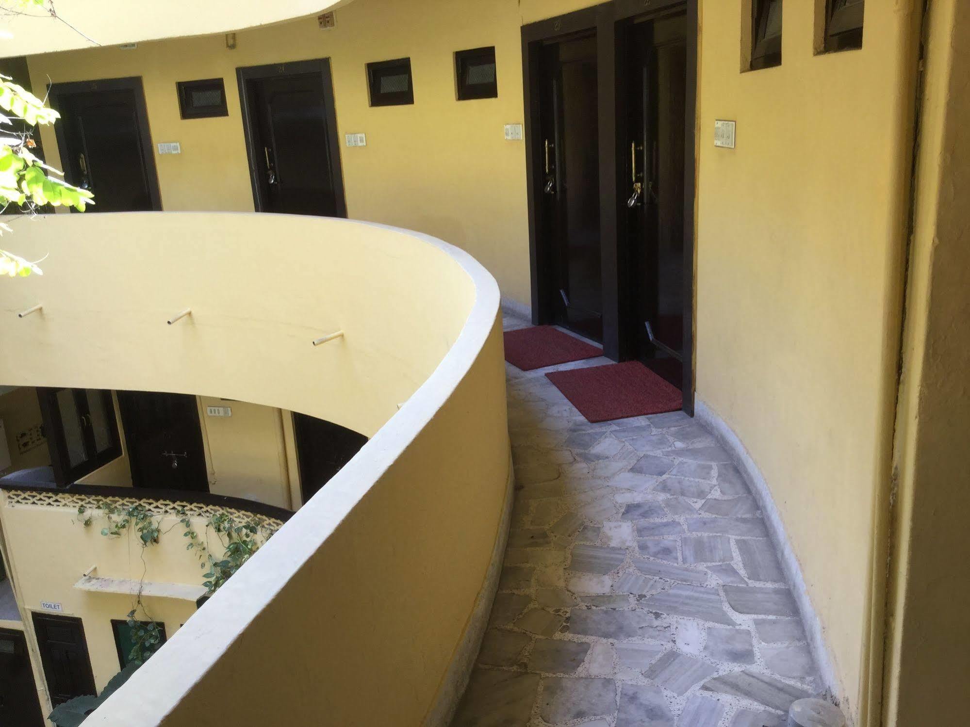Mewar Guest house *