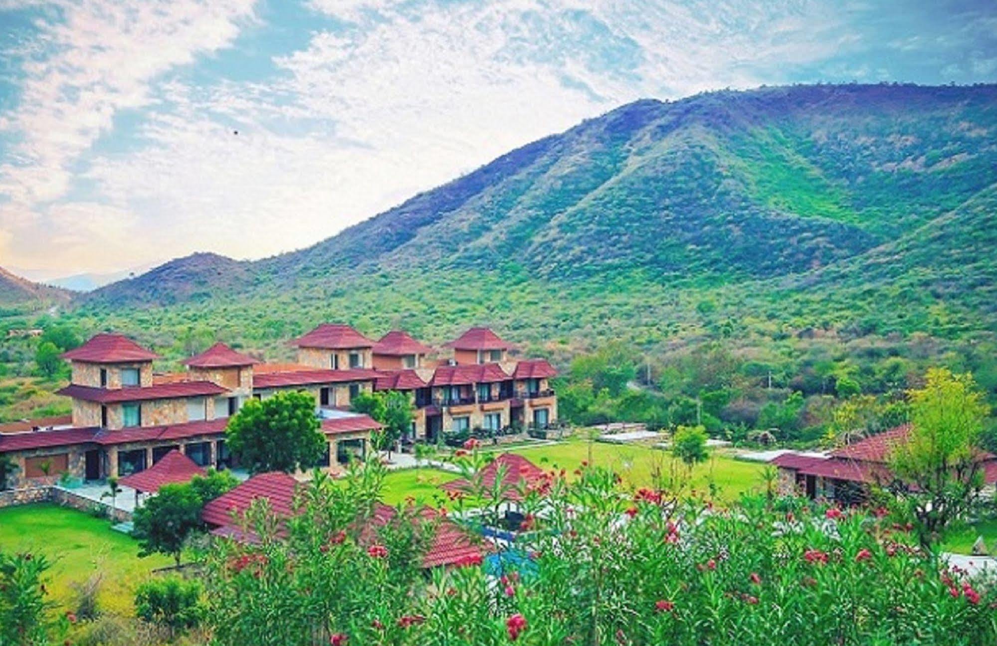 Anandam - A Luxury In Resort 4*