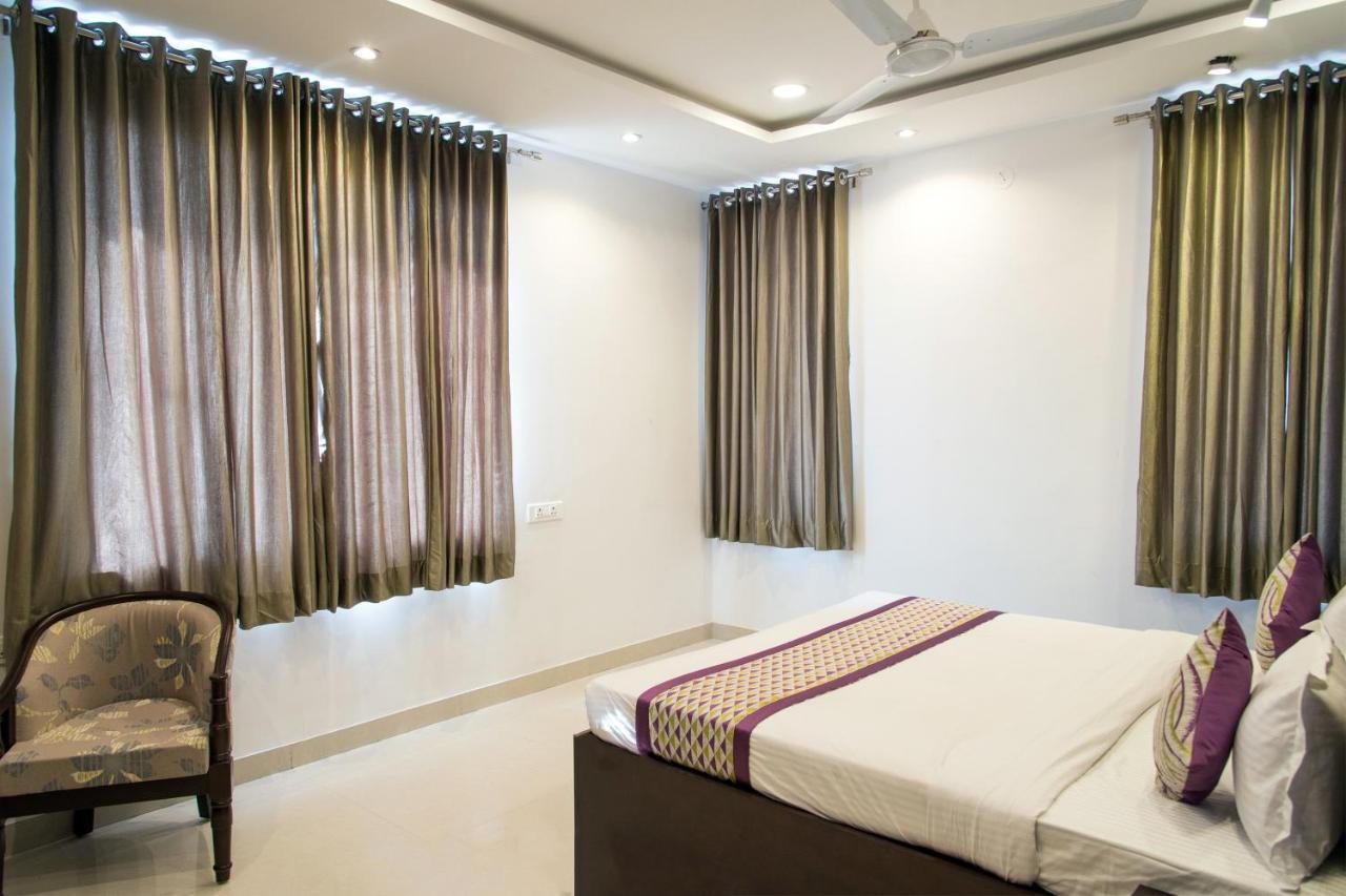 Oyo 10147 Icon Hotel Udaipur