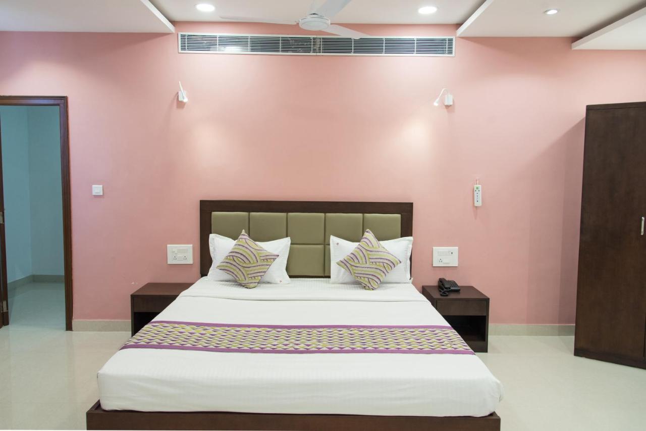 Oyo 10147 Icon Udaipur