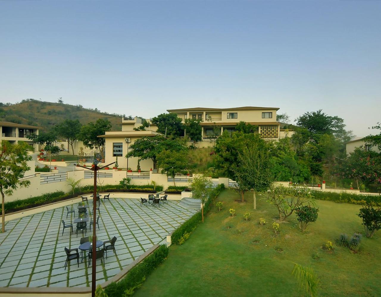 Le Madhulika Hotel Udaipur